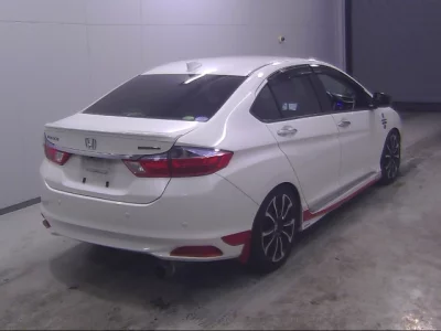 Honda GRACE