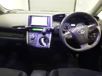 Toyota WISH лот № 10442 оценка 3.5  с аукциона в Японии 4