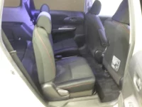 Toyota WISH лот № 10442 оценка 3.5  с аукциона в Японии 6