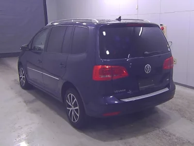 Volkswagen GOLF TOURAN
