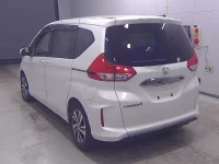 Honda FREED лот № 10548 оценка 3  с аукциона в Японии 3