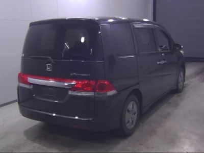 Honda STEP WAGON  с аукциона в Японии
