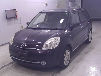 Mazda VERISA