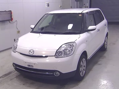Mazda VERISA