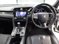 Honda CIVIC лот № 10446 оценка R  с аукциона в Японии 4