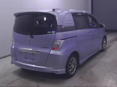 Honda FREED  с аукциона в Японии