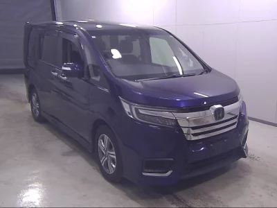 Honda STEP WAGON  с аукциона в Японии
