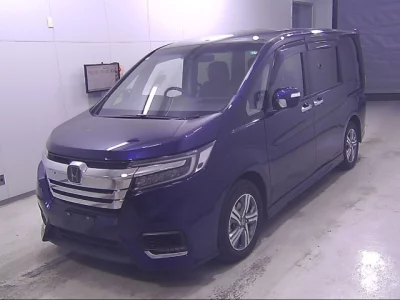 Honda STEP WAGON  с аукциона в Японии