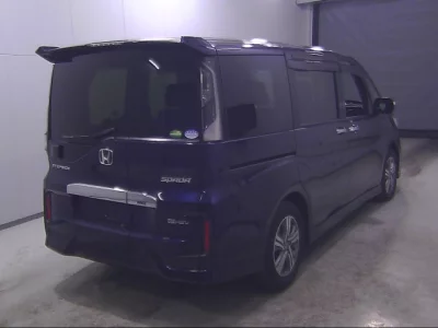 Honda STEP WAGON  с аукциона в Японии