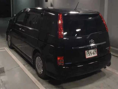 Toyota ISIS