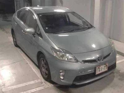Toyota Prius PHV
