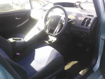 Toyota Prius PHV
