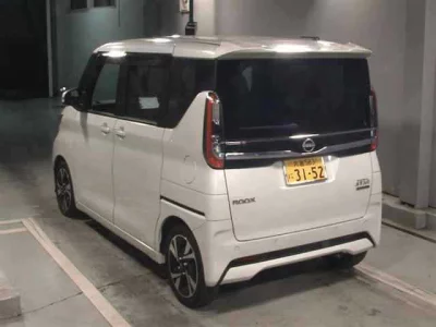 Nissan ROOX