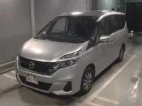 Nissan SERENA лот № 8233 оценка 3.5  с аукциона в Японии 3