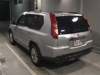 Nissan X-TRAIL