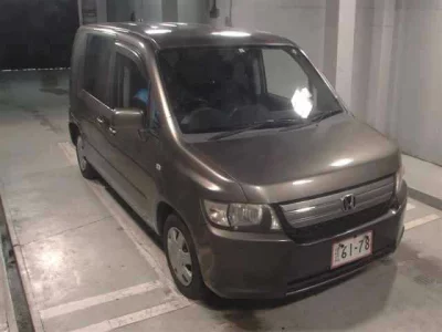 Honda Mobilio Spike
