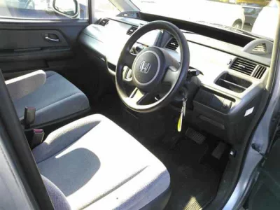 Honda STEP WAGON  с аукциона в Японии