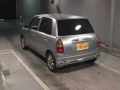 Daihatsu MIRA