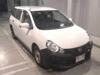 Nissan AD