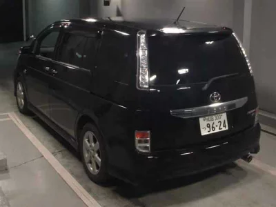 Toyota ISIS