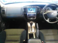 Ford ESCAPE лот № 8308 оценка 3.5  с аукциона в Японии 7