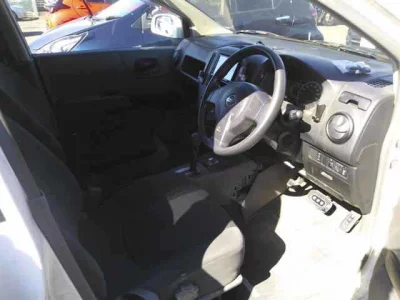 Nissan AD