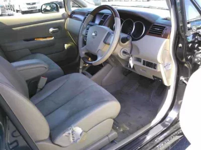 Nissan Tiida Latio