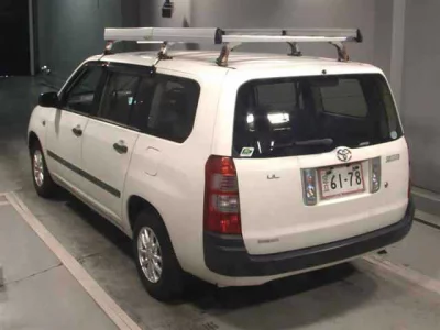 Toyota SUCCEED