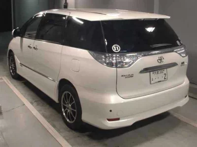 Toyota Estima Hybrid