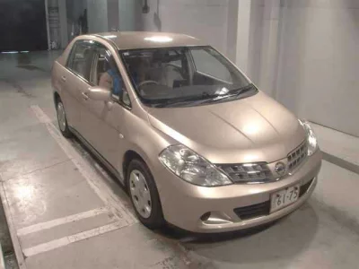 Nissan TIIDA LATIO