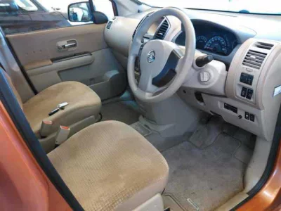 Nissan LAFESTA