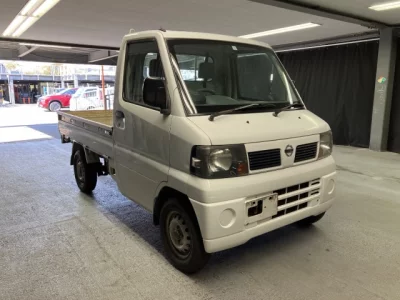 Nissan CLIPPER TRUCK