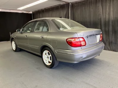 Nissan SYLPHY  с аукциона в Японии