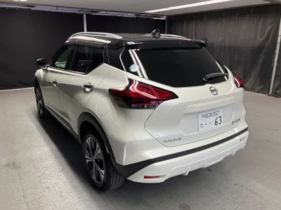 Nissan KICKS