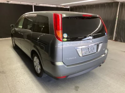 Nissan PRESAGE