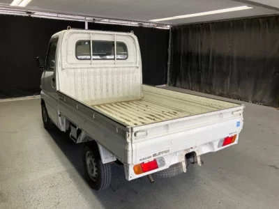 Nissan CLIPPER TRUCK