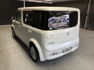 Nissan CUBE  с аукциона в Японии