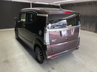 Honda N BOX SLASH