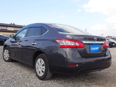 Nissan SYLPHY