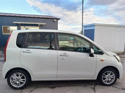 Daihatsu MOVE  с аукциона в Японии