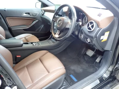 Mercedes-Benz GLA CLASS