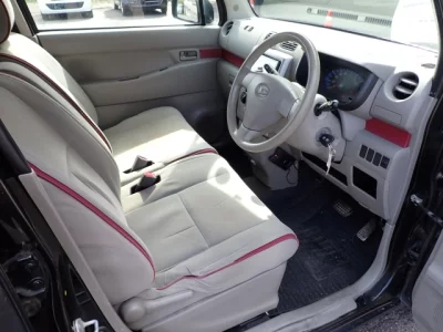 Daihatsu MOVE CONTE  с аукциона в Японии