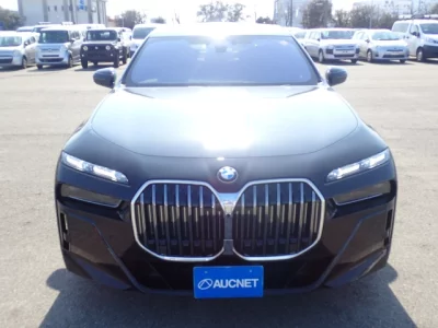 BMW 7-Series  с аукциона в Японии