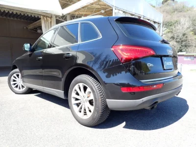 Audi Q5  с аукциона в Японии