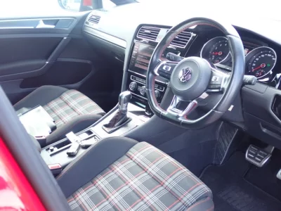 Volkswagen GOLF  с аукциона в Японии