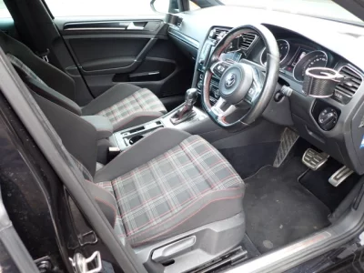 Volkswagen GOLF  с аукциона в Японии