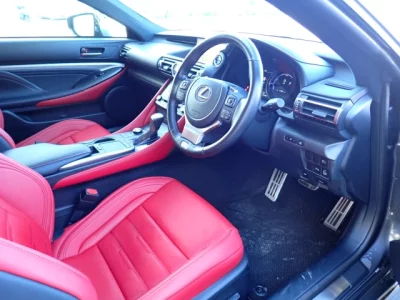 Lexus RC