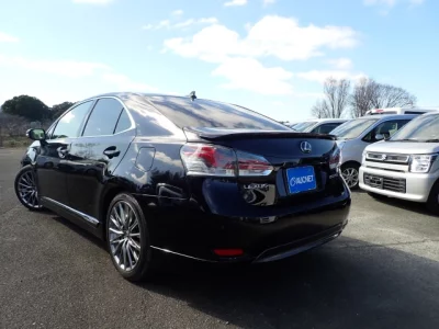 Lexus HS