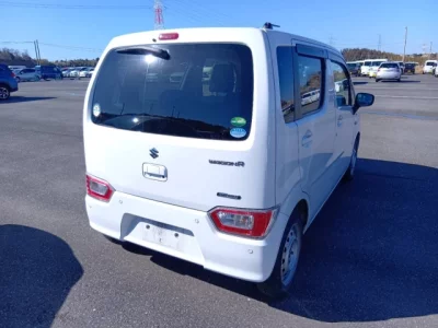 Suzuki WAGON R  с аукциона в Японии