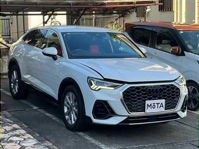 Audi Q3  с аукциона в Японии